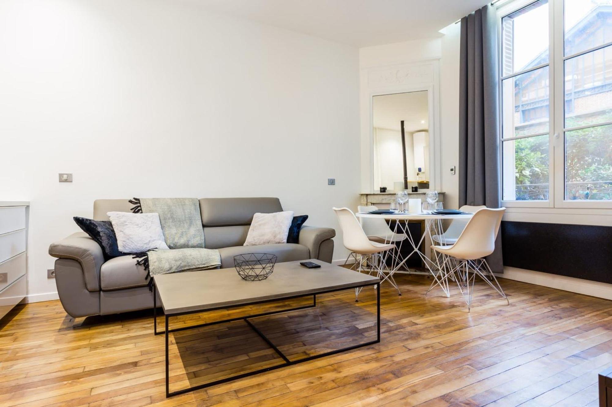 Appartement Peaceful - 1br- 4p - Eiffel Tower *